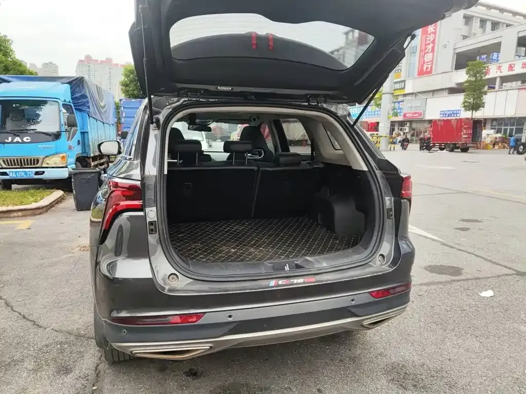 Changan CS75PLUS — фото 2
