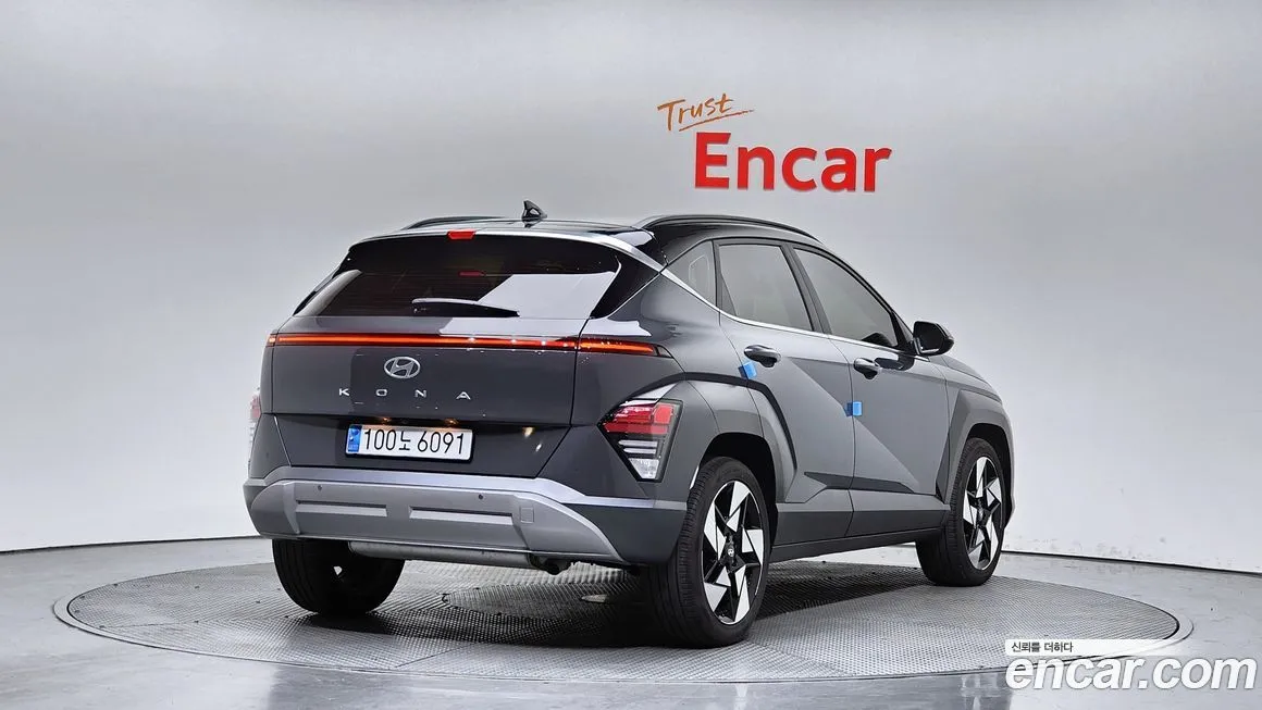 Hyundai Kona — фото 2