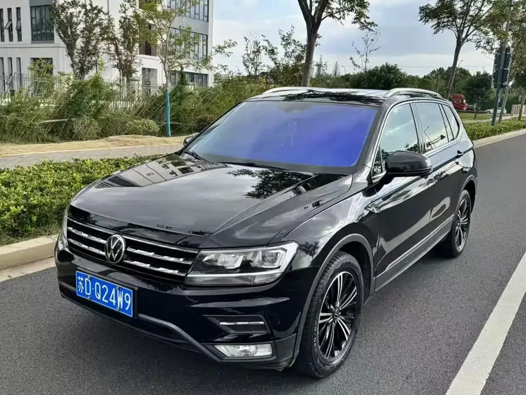 Volkswagen Tiguan L 2021 из CN, фото 1