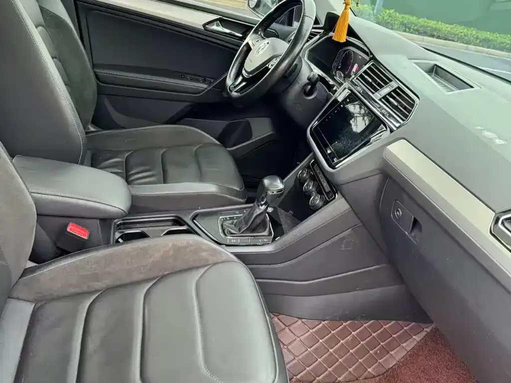 Volkswagen Tiguan L 2021 из CN, фото 5