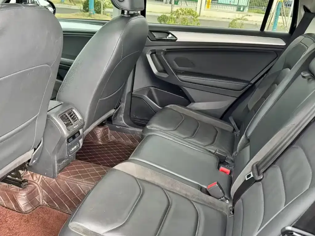 Volkswagen Tiguan L 2021 из CN, фото 7