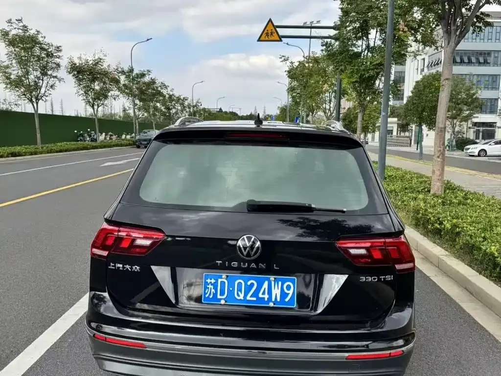 Volkswagen Tiguan L 2021 из CN, фото 8