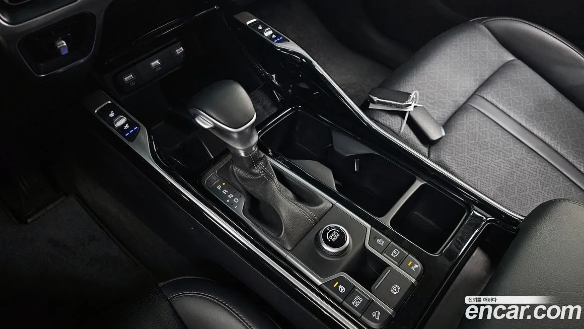 Kia Sorento — фото 9