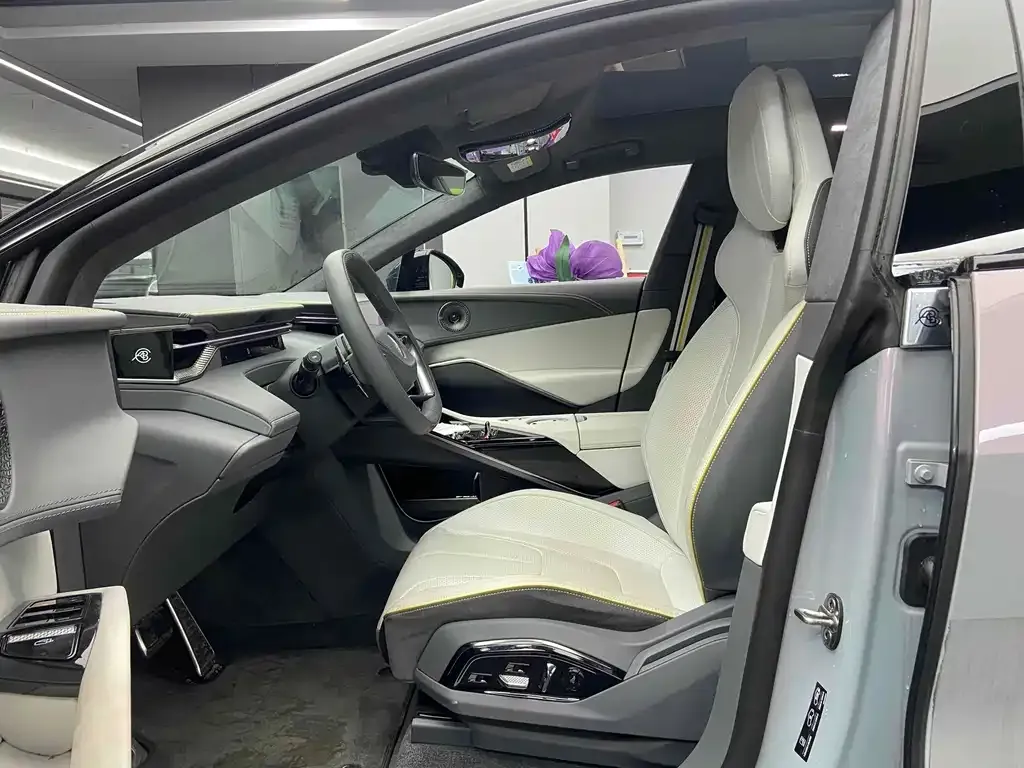 Lotus Eletre 2023 из CN, фото 9