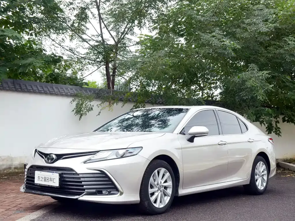 Toyota Camry 2022 из CN, фото 1