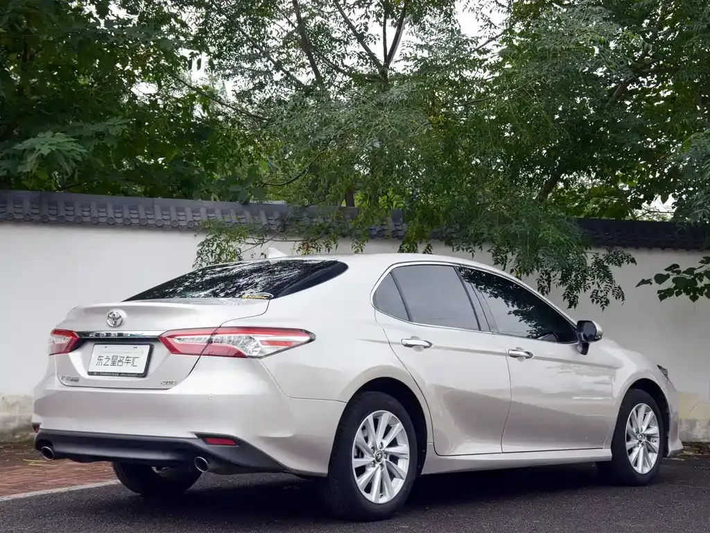 Toyota Camry 2022 из CN, фото 9