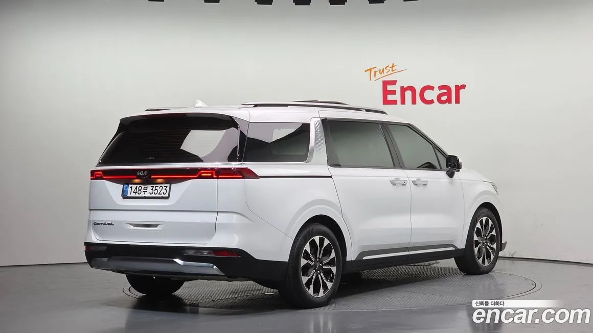 Kia Carnival 2021 из KR, фото 2