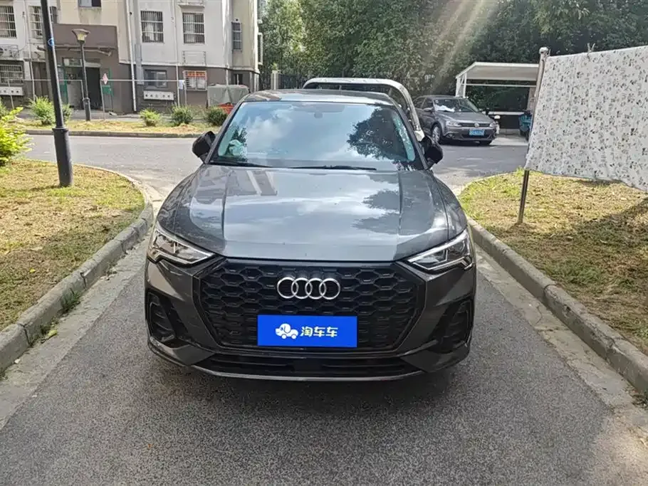 Audi Q3 Sportback — фото 2