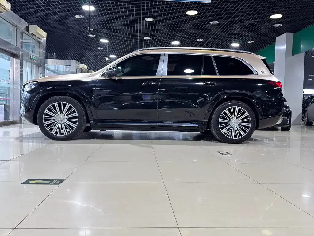 Mercedes-Benz GLS 2023 из CN, фото 4