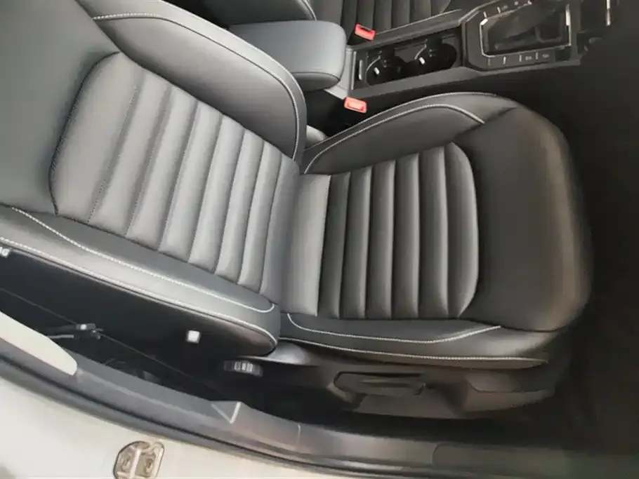Volkswagen Lamando 2021 из CN, фото 8