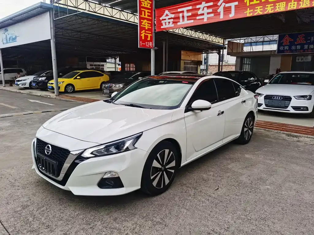 Nissan Teana 2022 из CN, фото 2