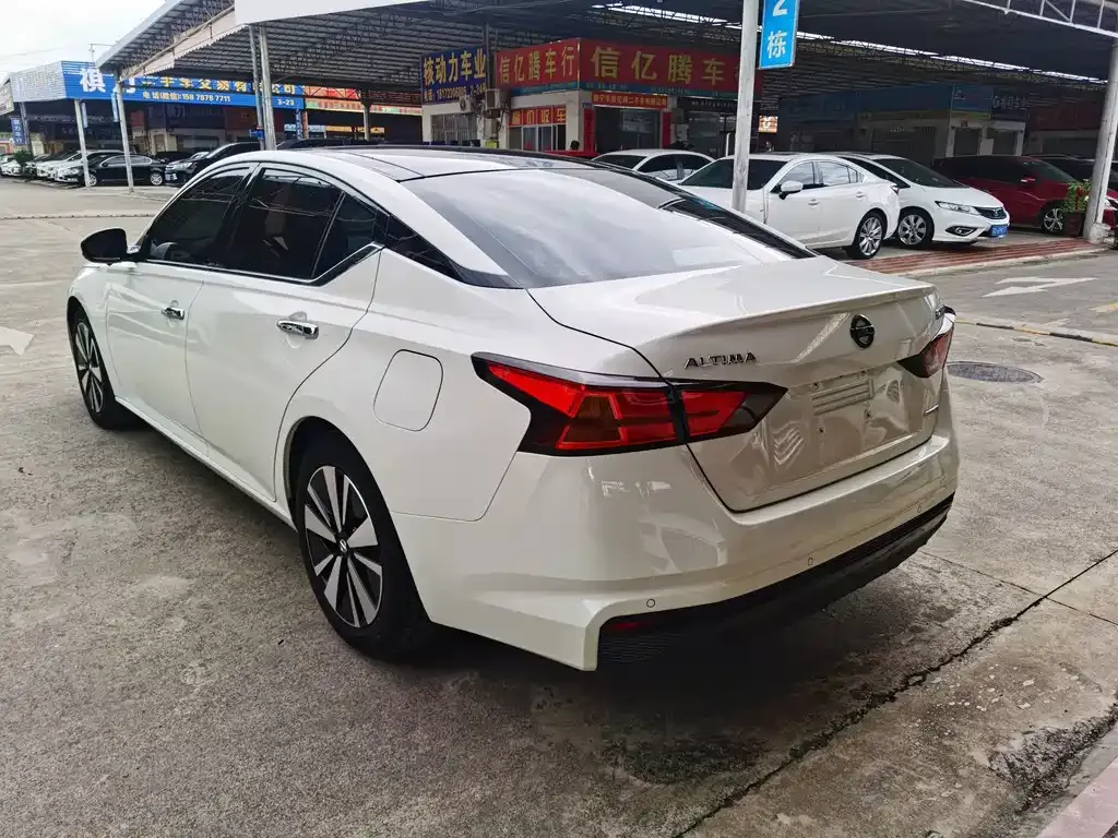 Nissan Teana 2022 из CN, фото 7