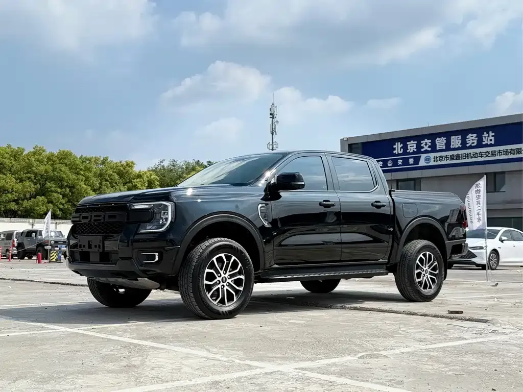 Ford Ranger — фото 1