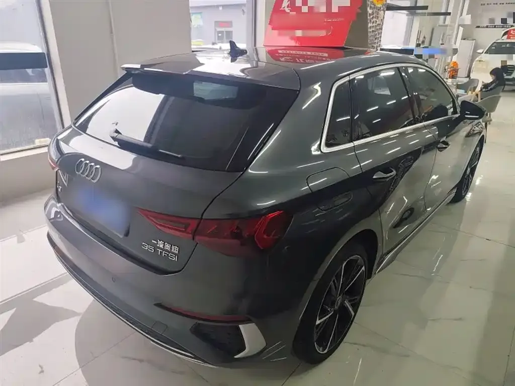 Audi A3 2023 из CN, фото 9