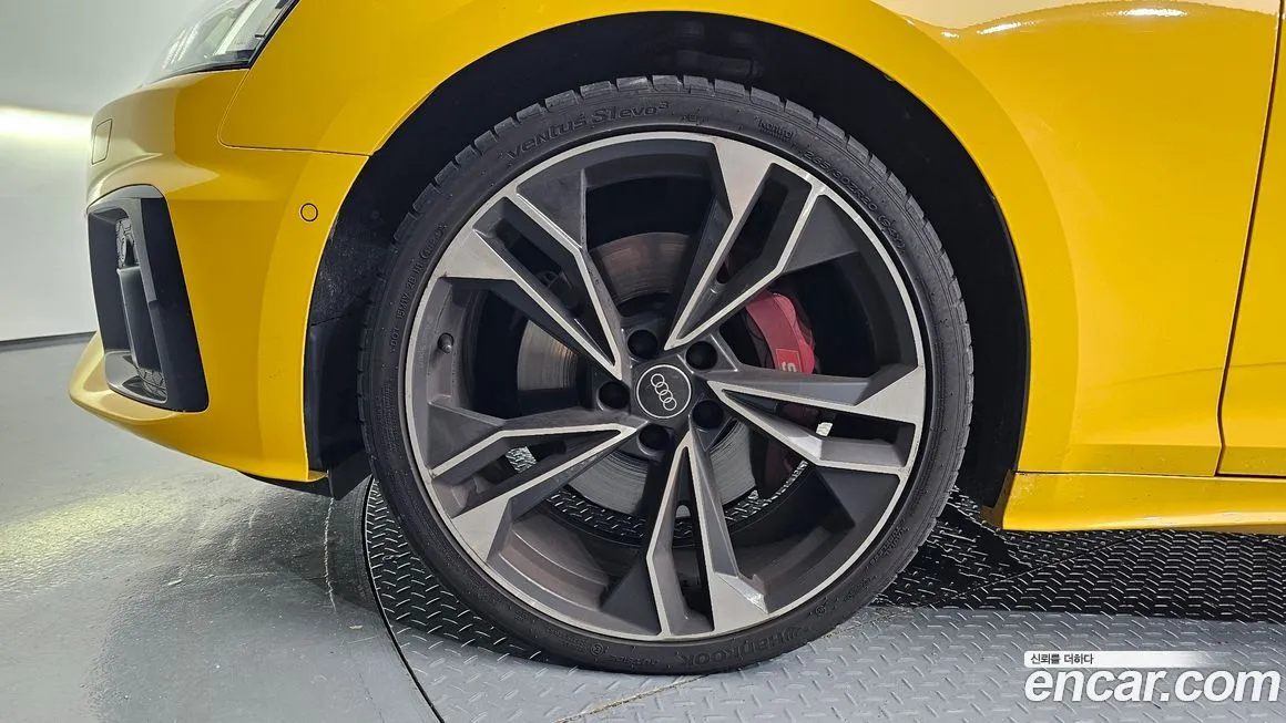 Audi S5 2023 из KR, фото 5