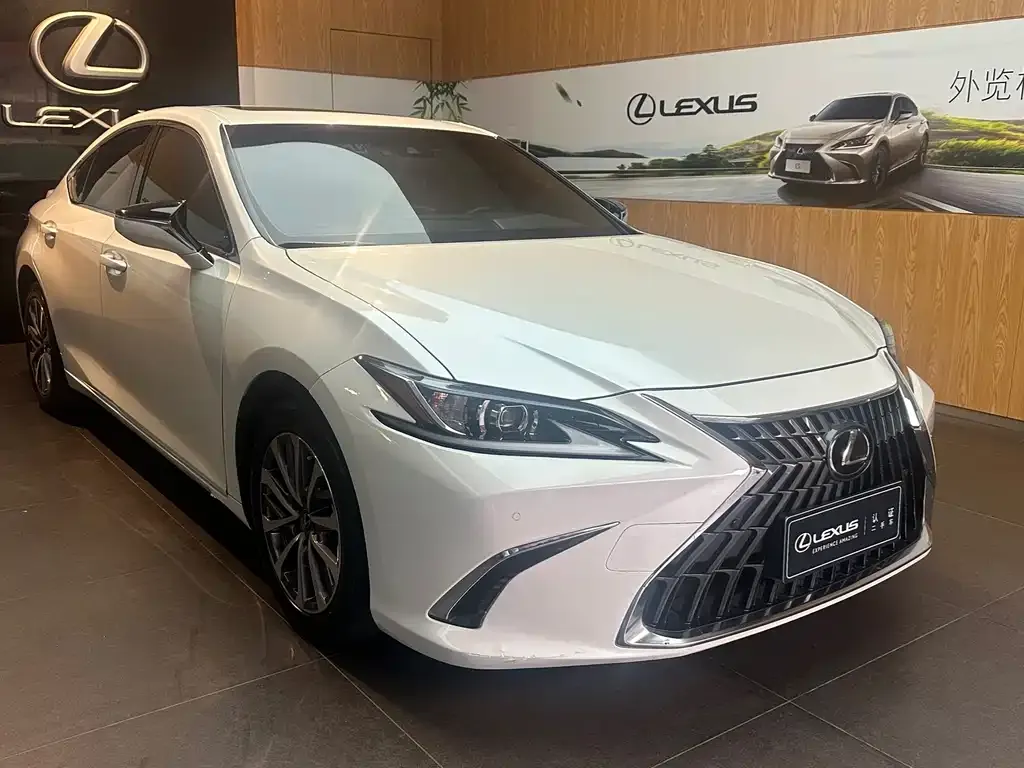 Lexus ES 2023 из CN, фото 3