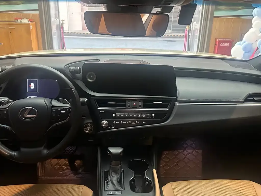 Lexus ES 2023 из CN, фото 6