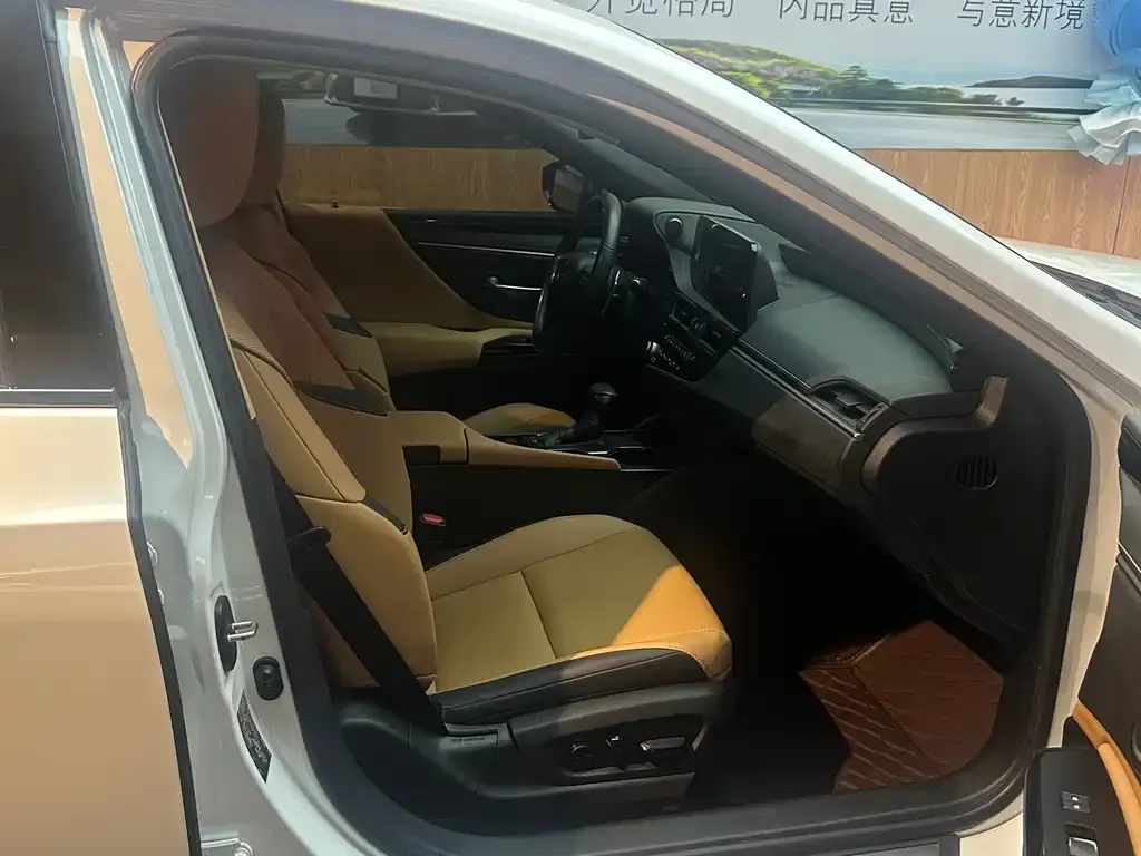 Lexus ES 2023 из CN, фото 9