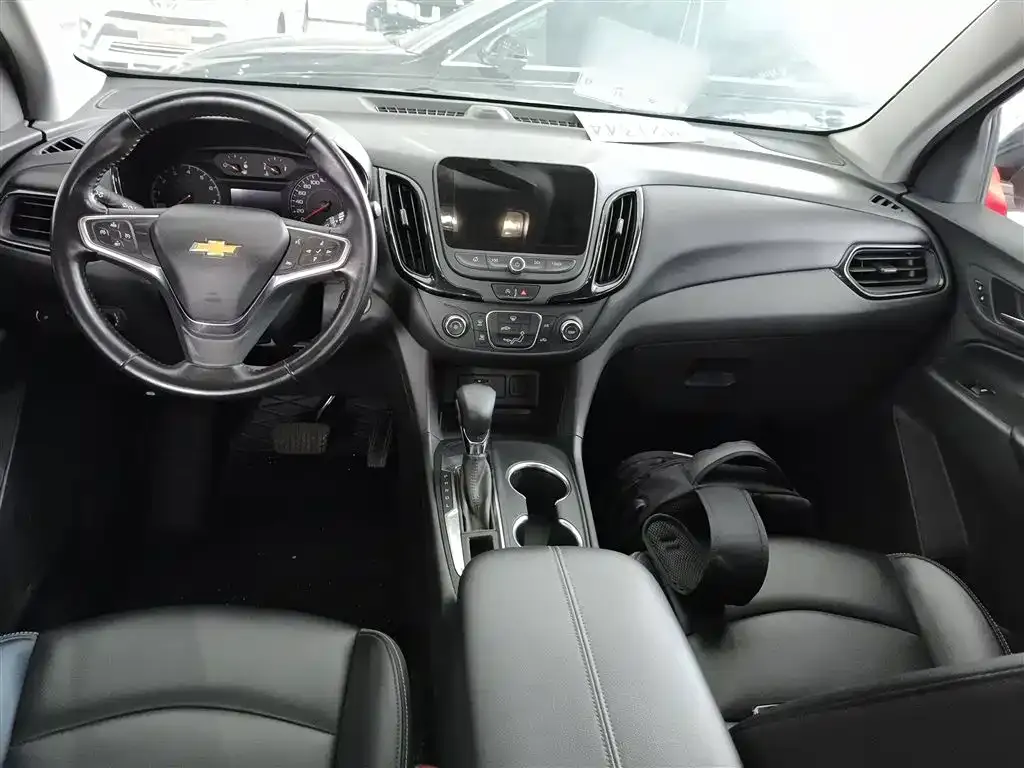 Chevrolet Equinox 2022 из CN, фото 10