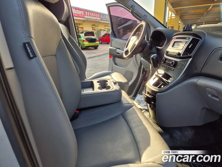 Hyundai Starex 2021 из KR, фото 10