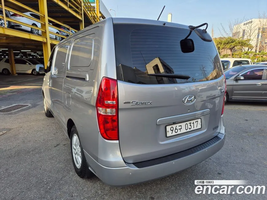 Hyundai Starex 2021 из KR, фото 3