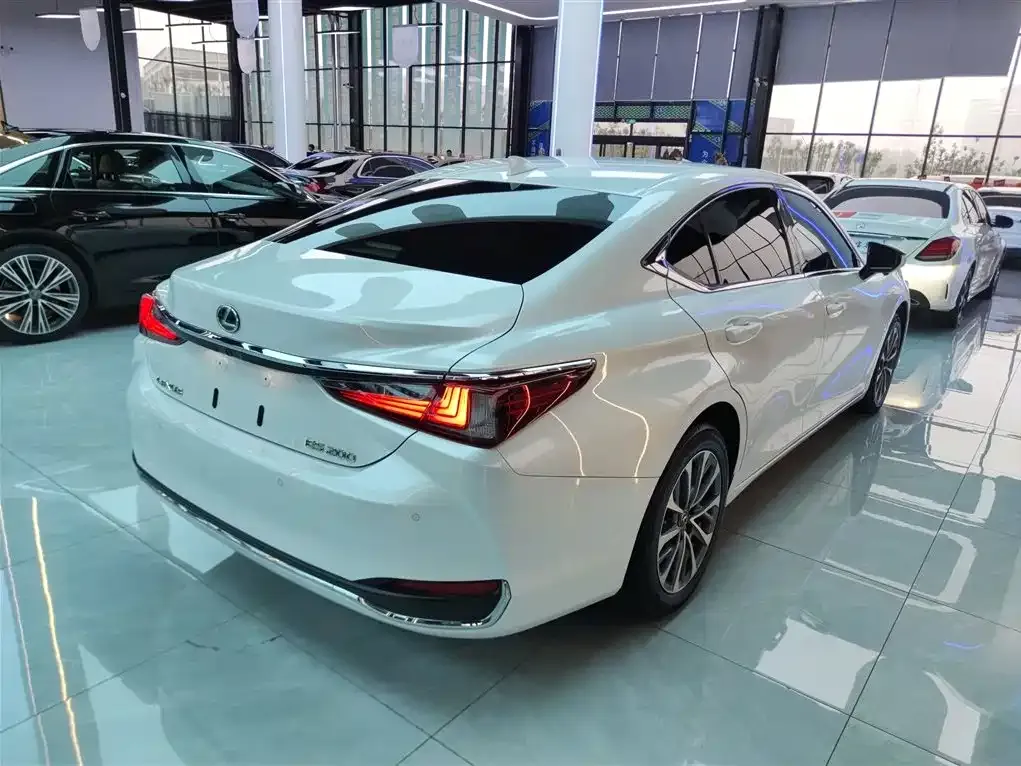 Lexus ES 2023 из CN, фото 7