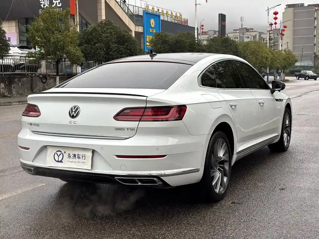Volkswagen CC 2023 из CN, фото 9