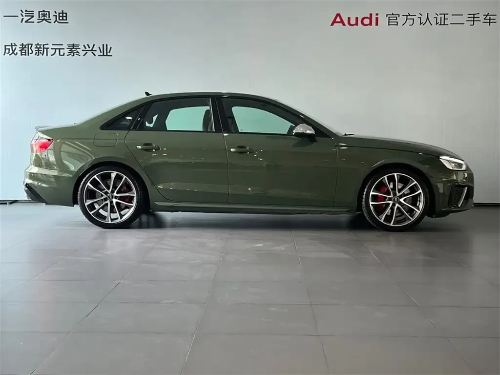 Audi S4 2024 из CN, фото 3