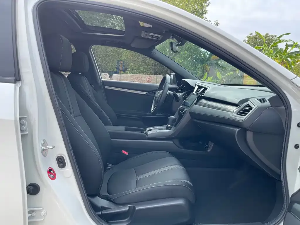 Honda Civic 2021 из CN, фото 8
