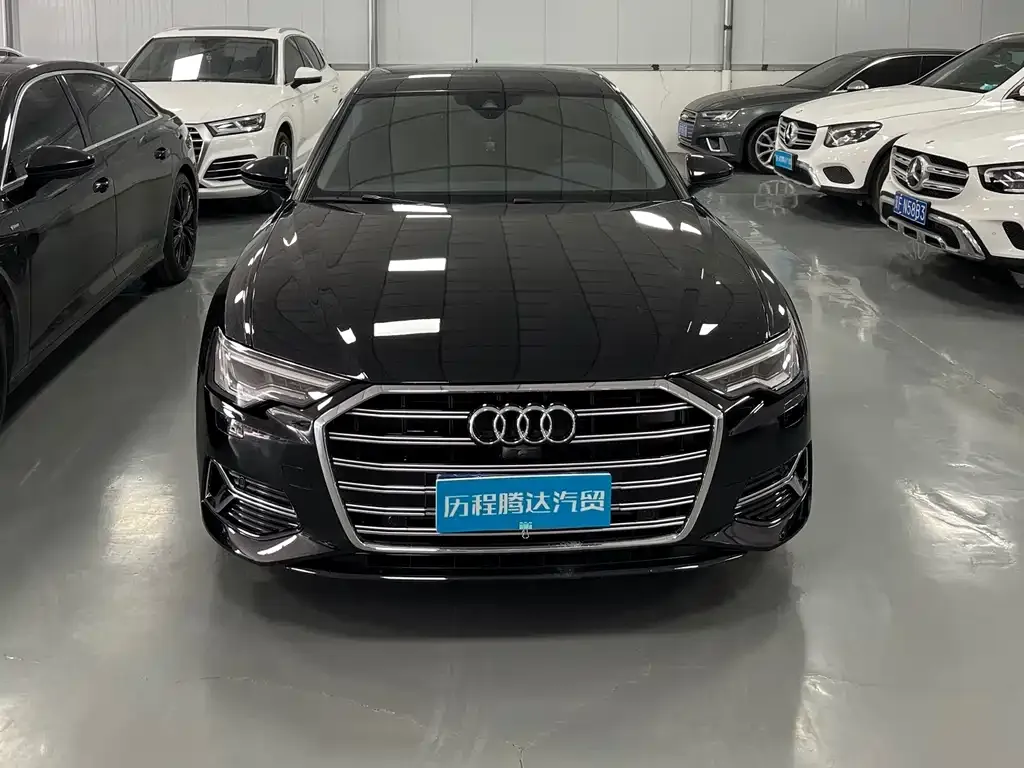 Audi A6L 2023 из CN, фото 1