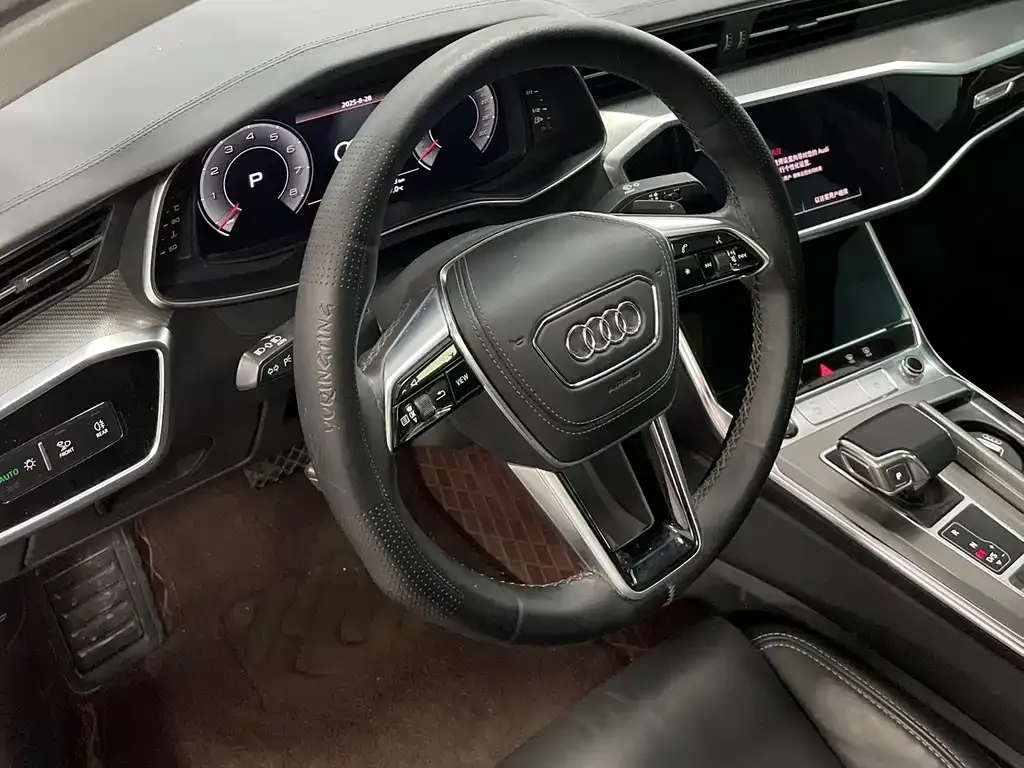 Audi A6L 2023 из CN, фото 10