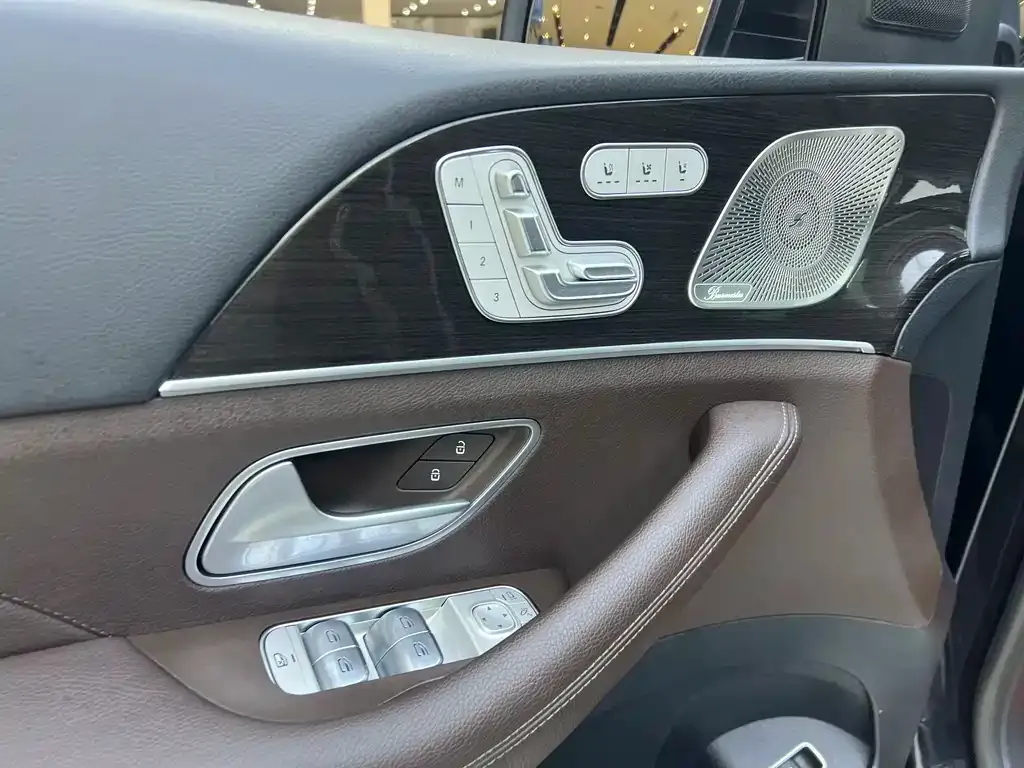 Mercedes-Benz GLS 2023 из CN, фото 8