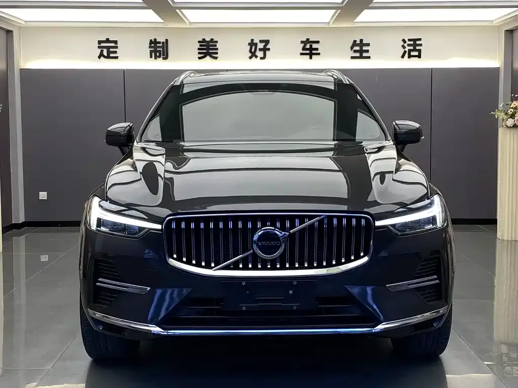 Volvo XC60 2024 из CN, фото 2