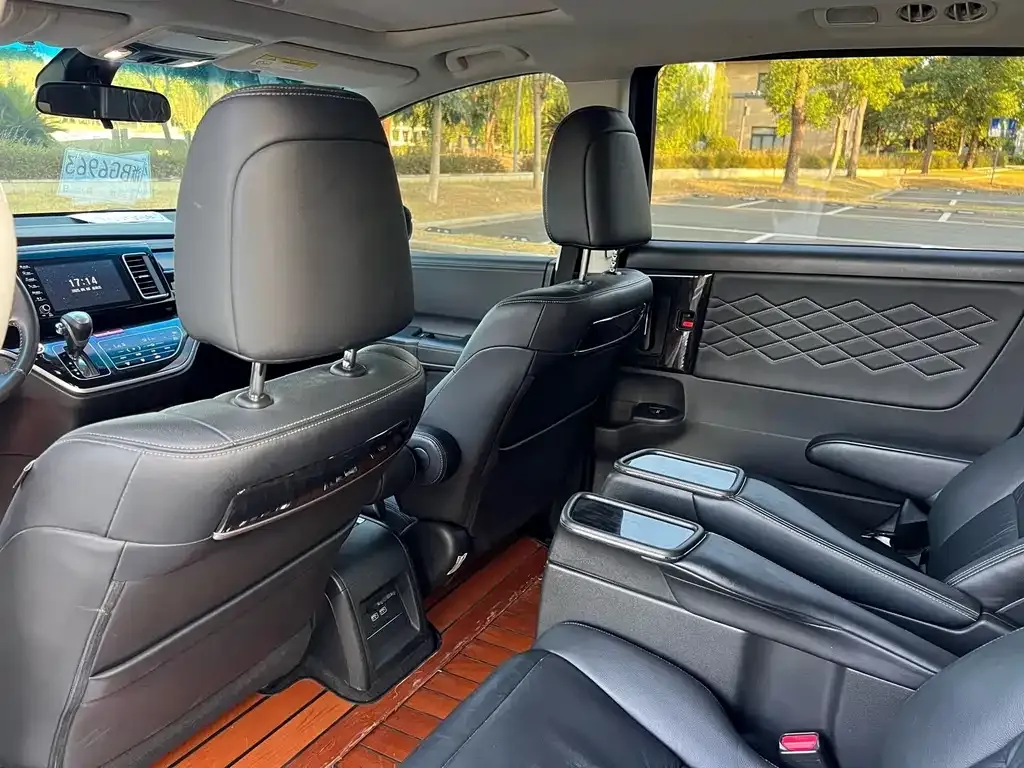 Honda Elysion 2021 из CN, фото 8