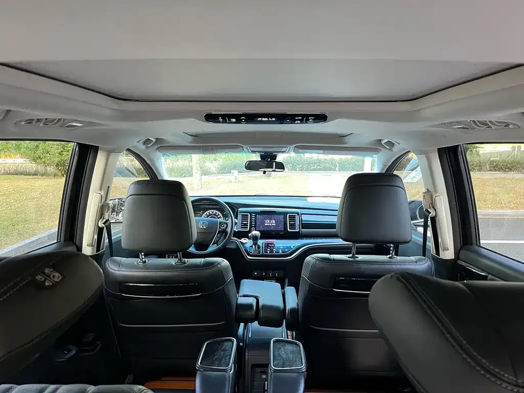 Honda Elysion 2021 из CN, фото 9