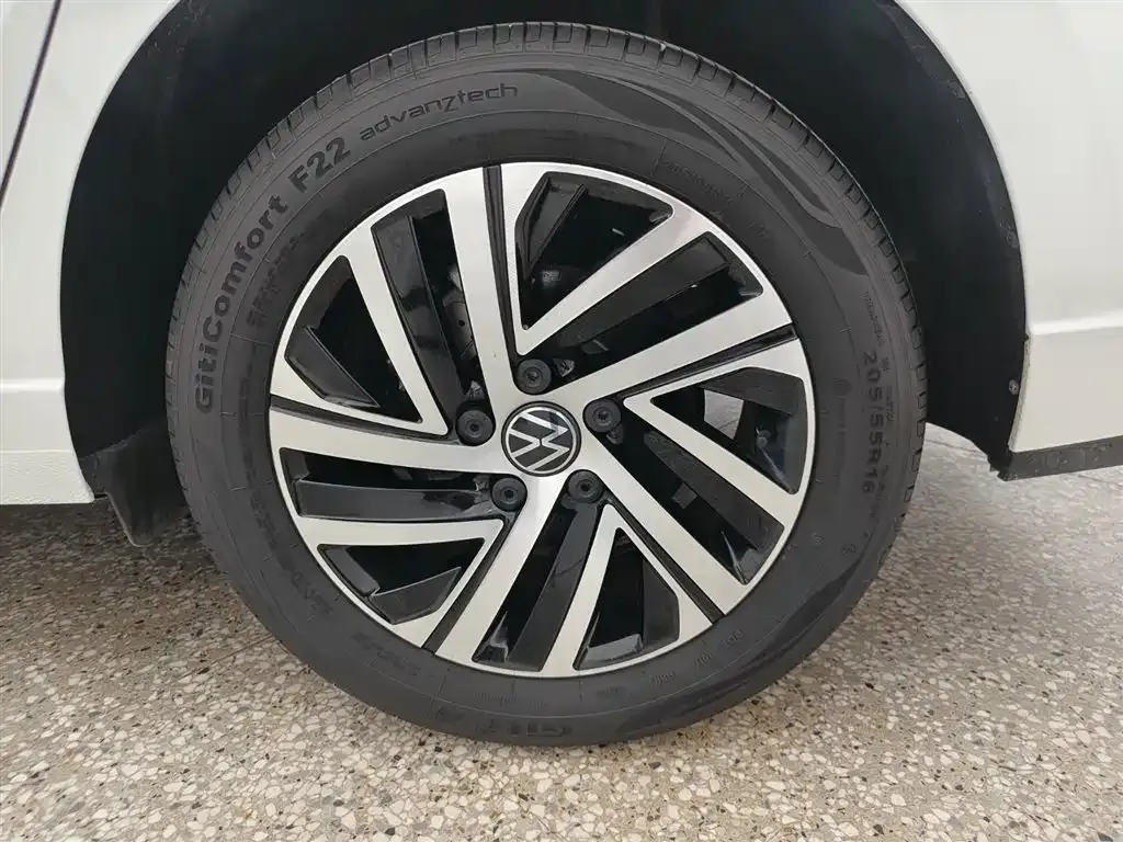 Volkswagen Lavida 2024 из CN, фото 7