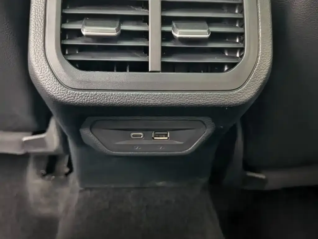 Volkswagen Lavida 2024 из CN, фото 9