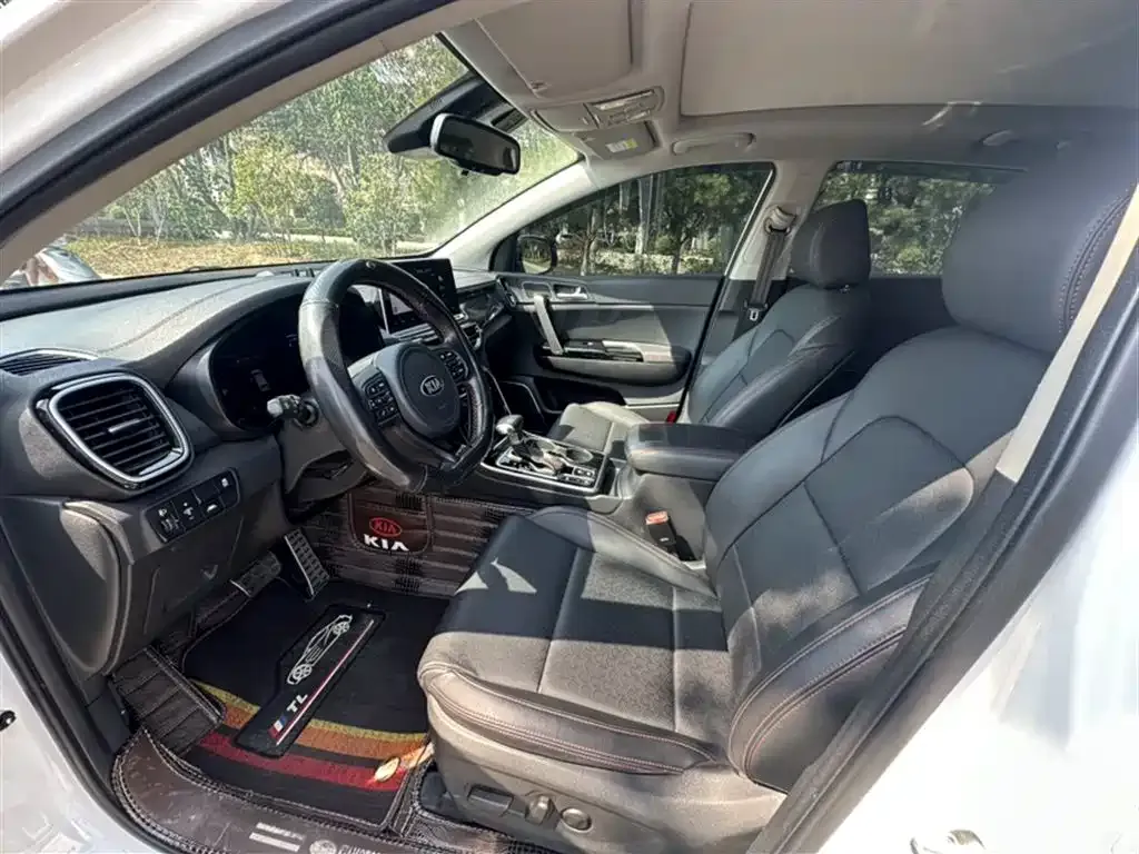 Kia KX5 2021 из CN, фото 10