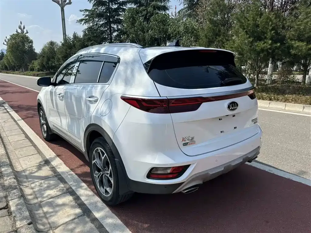 Kia KX5 2021 из CN, фото 7
