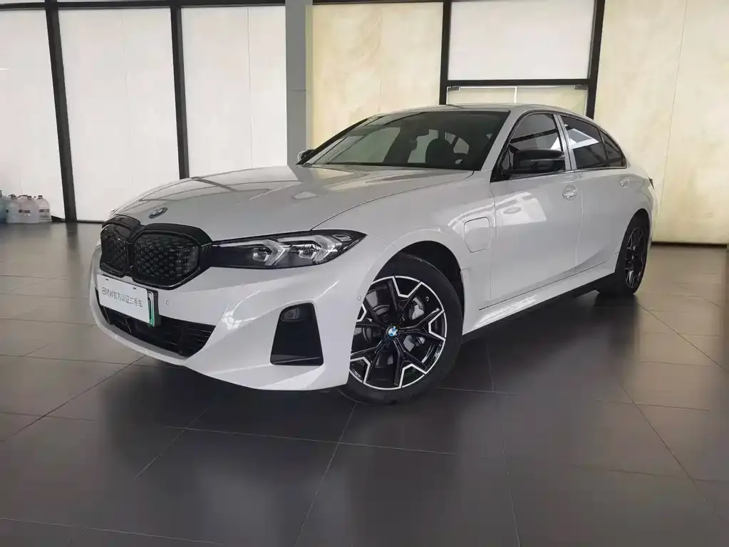 BMW i3 2025 из CN, фото 1