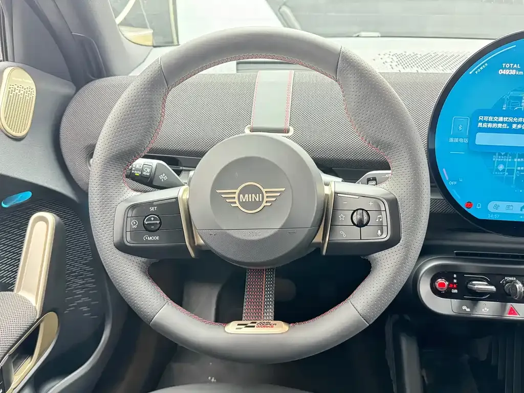 [object Object] MINI ACEMAN EV 2024 из CN, фото 7