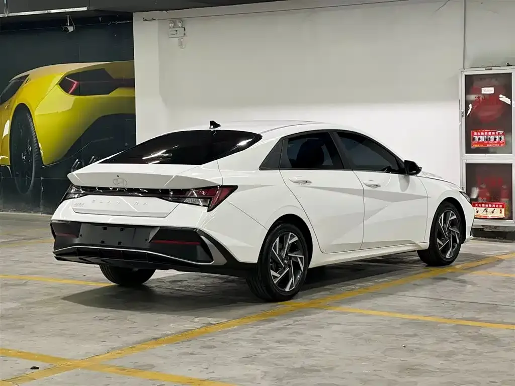 Hyundai Elantra 2024 из CN, фото 5
