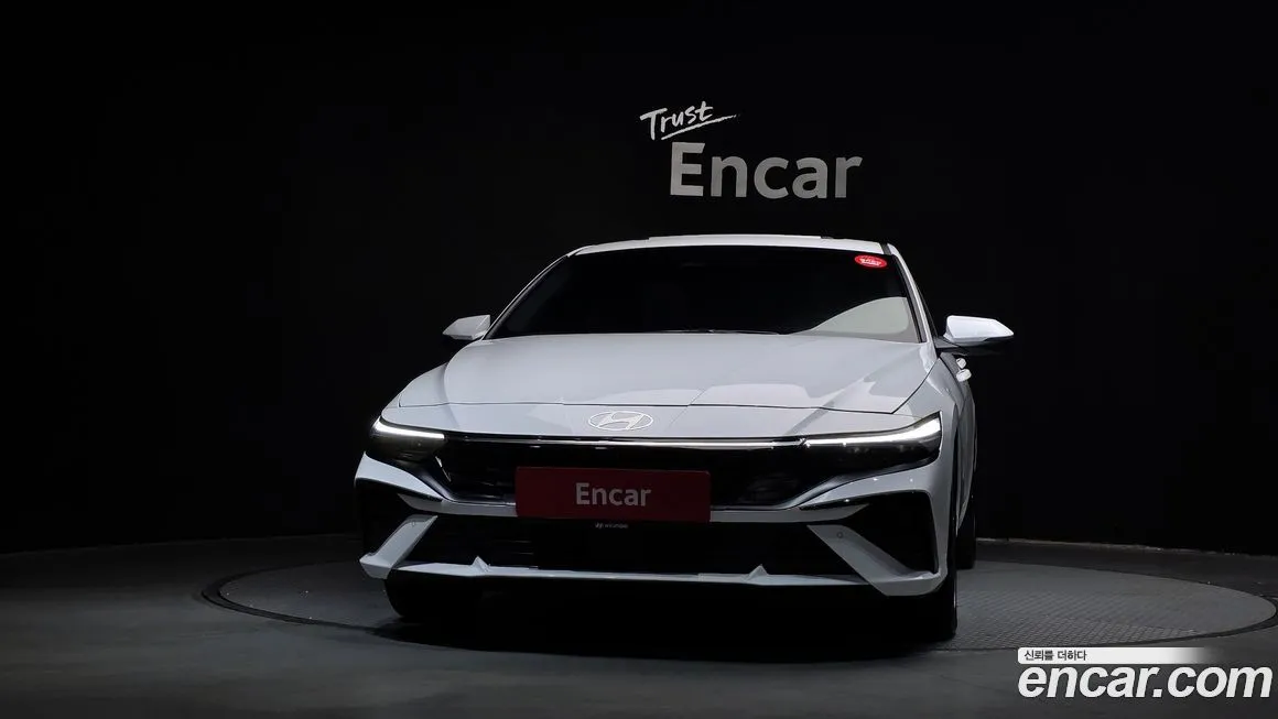 Hyundai AVANTE — фото 3