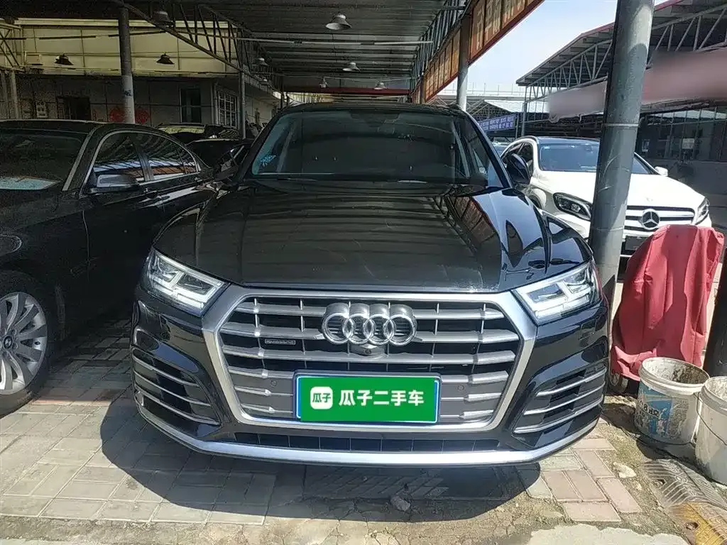 Audi Q5L 2021 из CN, фото 3