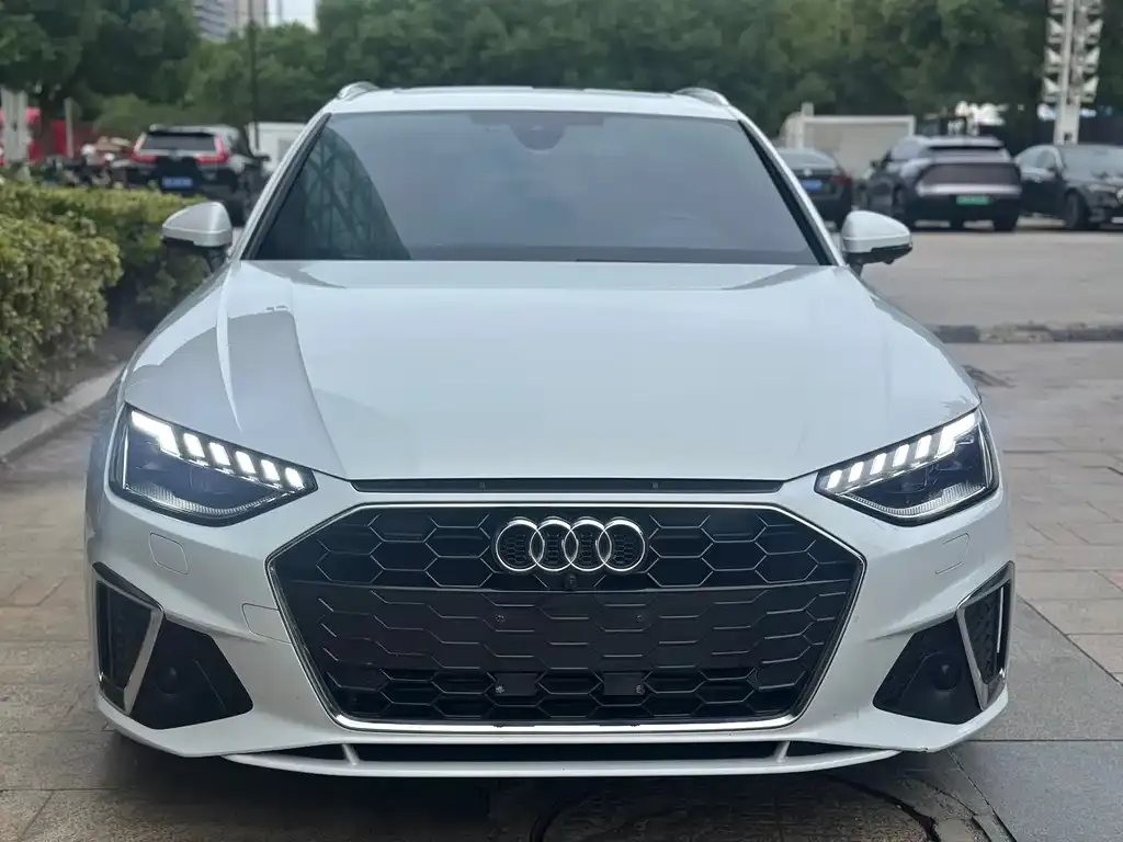 Audi A4 (Import) 2022 из CN, фото 2