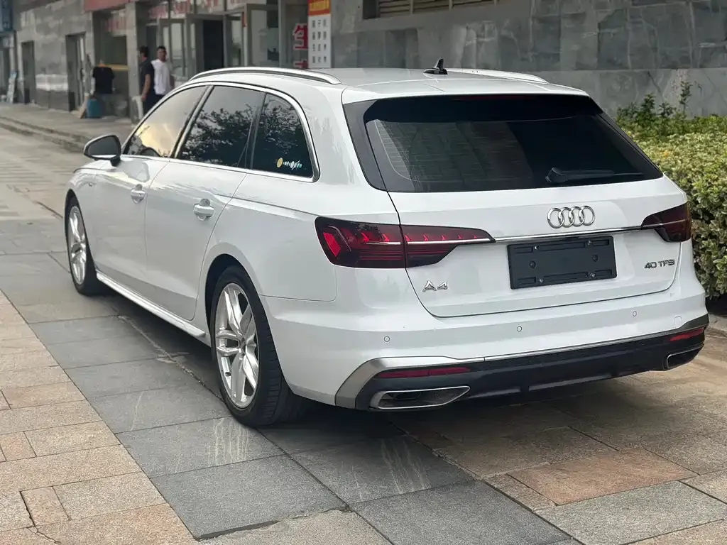Audi A4 (Import) 2022 из CN, фото 4