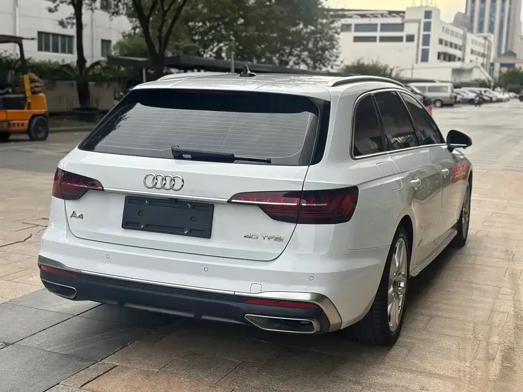 Audi A4 (Import) 2022 из CN, фото 6