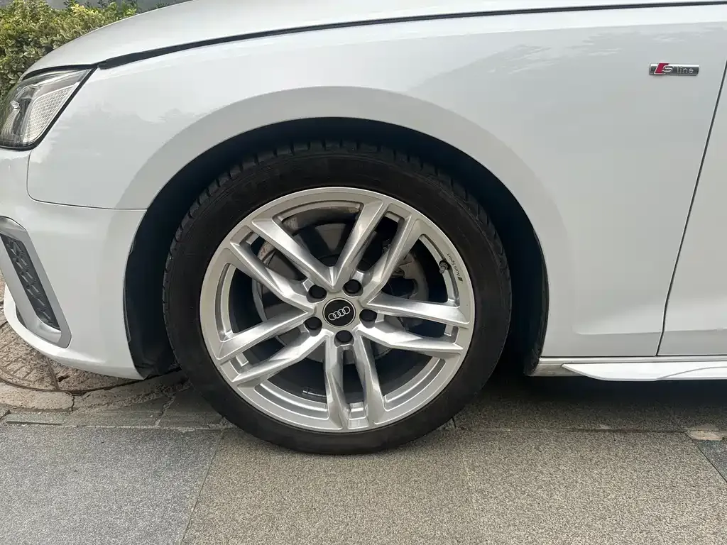 Audi A4 (Import) 2022 из CN, фото 9