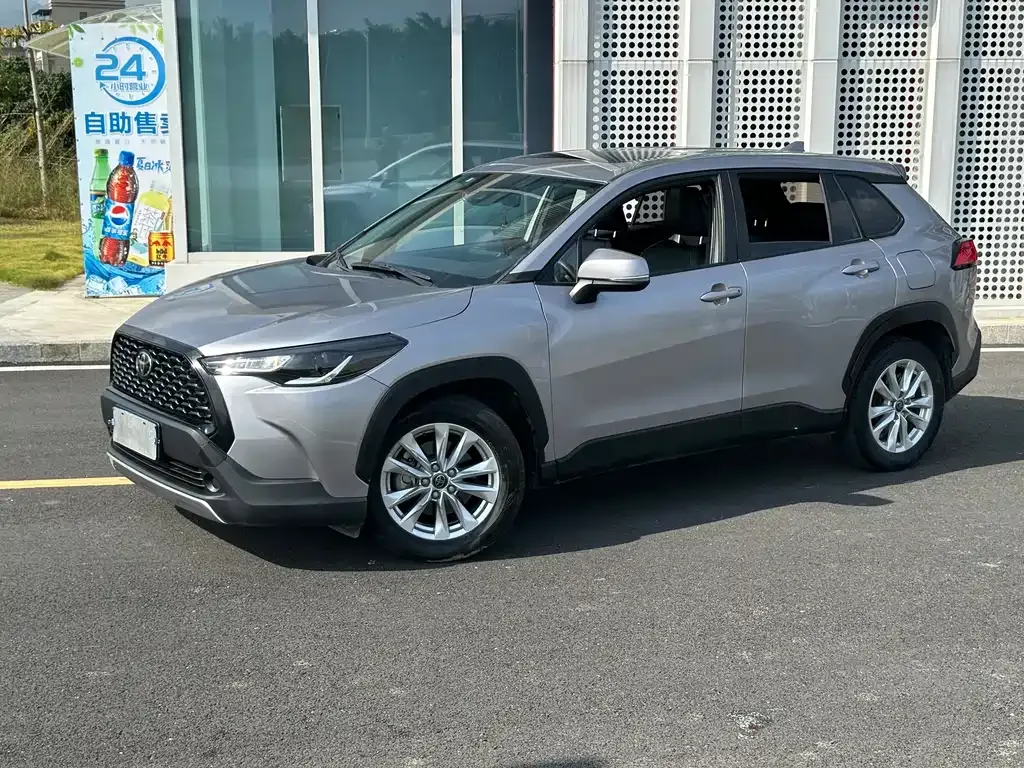 Toyota Corolla Cross 2022 из CN, фото 1