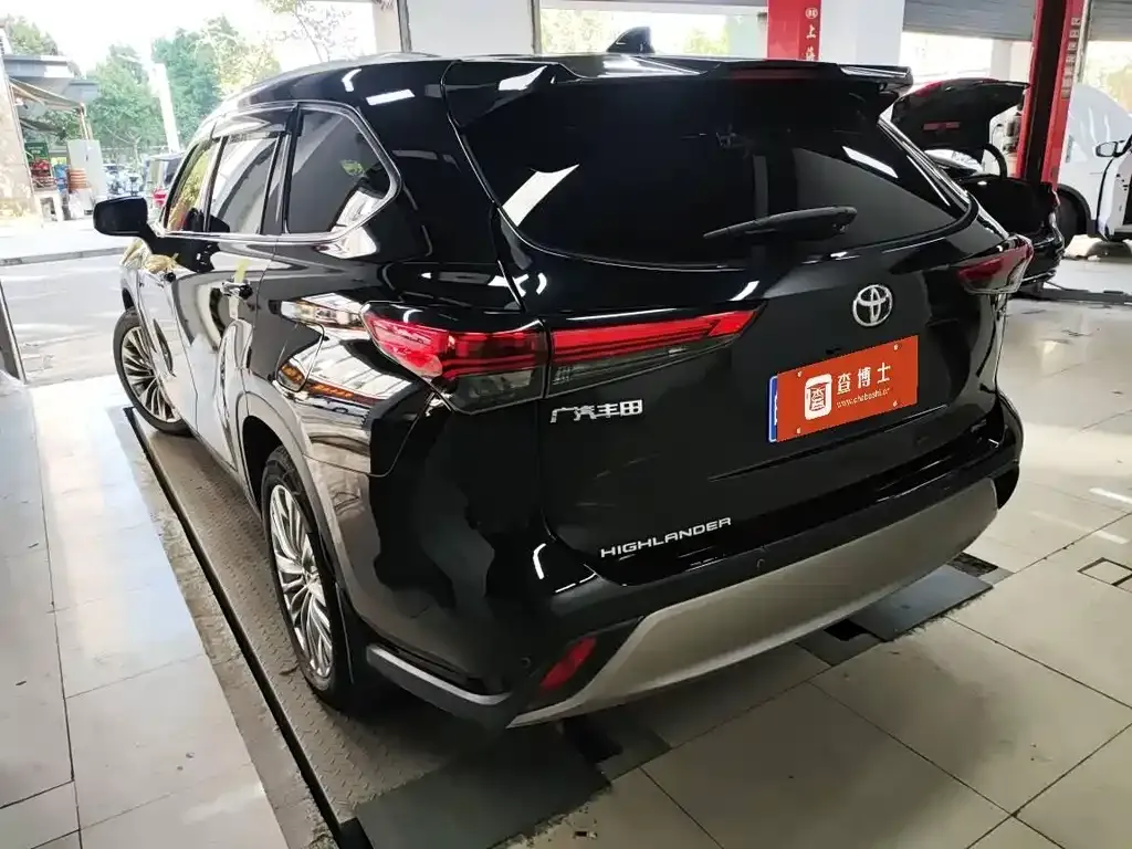Toyota Highlander 2023 из CN, фото 5